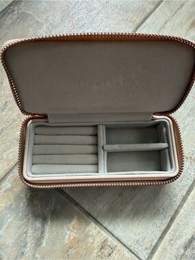 STACKERS Women's Jewelry Travel Case - Rose Gold Exterior with Cream Interior